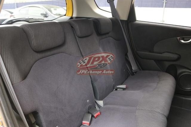 
								2013 HONDA FIT RS full									