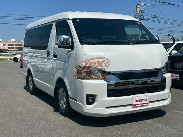 2022 TOYOTA HIACE VAN