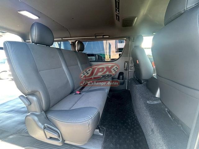 
								2022 TOYOTA HIACE VAN full									