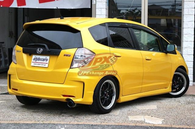 
								2013 HONDA FIT RS full									