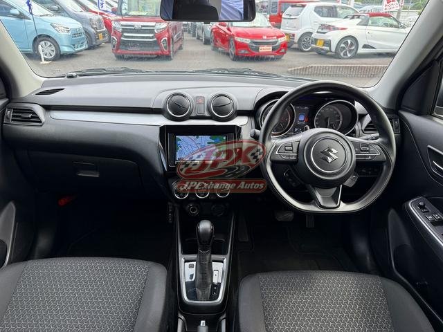 
								2023 SUZUKI SWIFT XG full									