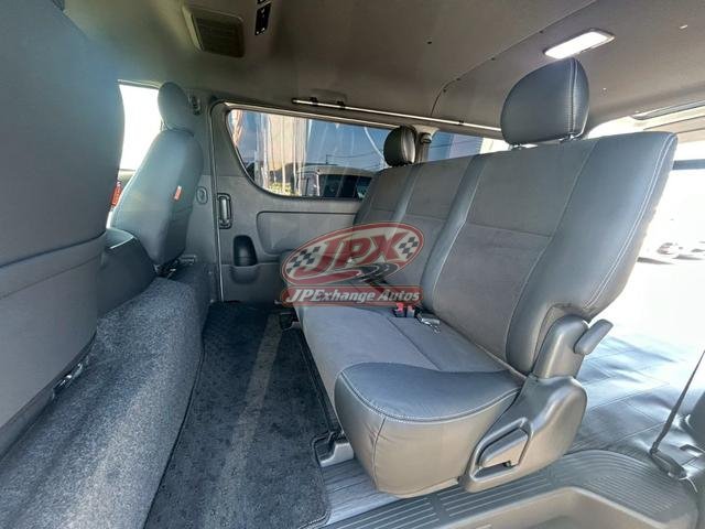 
								2022 TOYOTA HIACE VAN full									