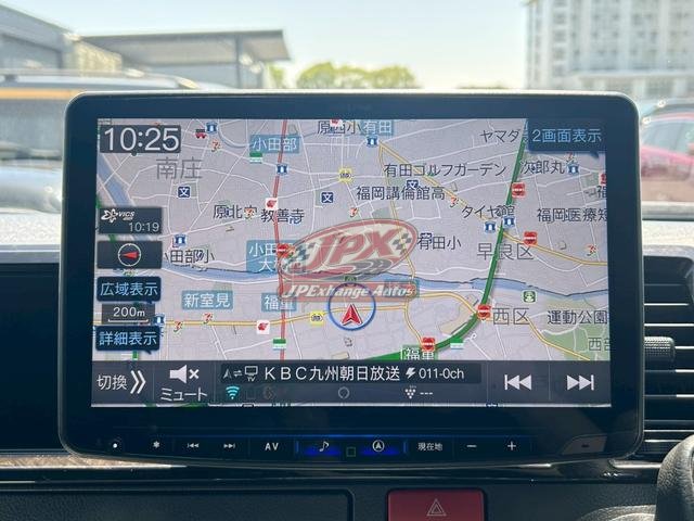 
								2022 TOYOTA HIACE VAN full									