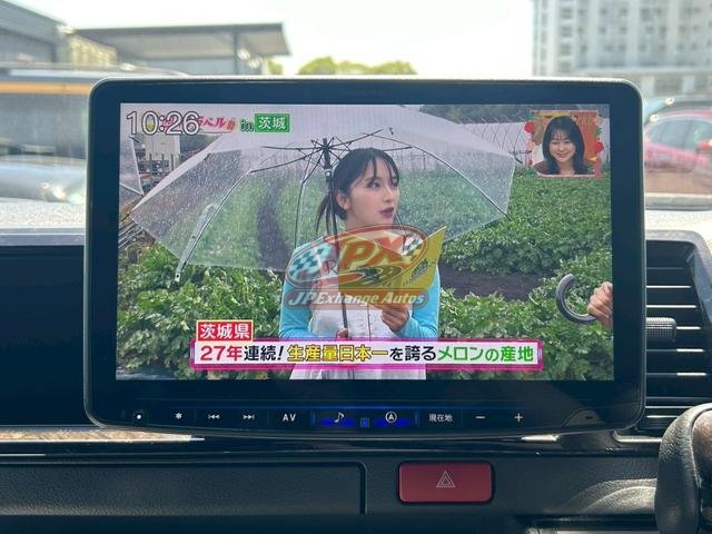 
								2022 TOYOTA HIACE VAN full									