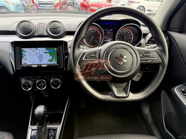 
								2023 SUZUKI SWIFT XG full									